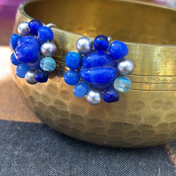 Japan stamped vintage lucite Blue Beaded Earrings - Picture 4 of 10